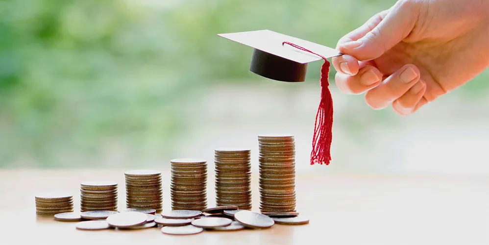 How Do You Choose the Right Education Loan Plan?